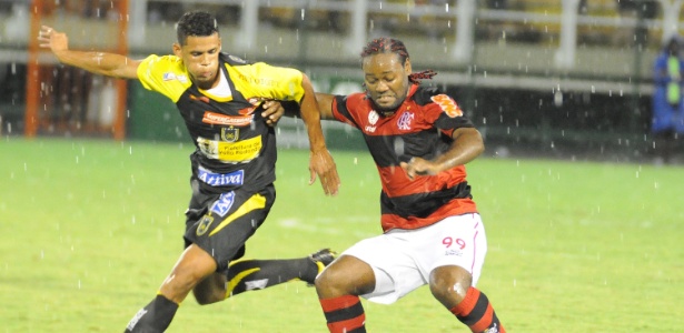 Artilheiro do Amor dividiu os méritos pelo gol de letra com jovem atacante do Fla