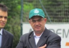 Sob protestos dos "pioneiros", diretor do Palmeiras marca reunião para mudar estatuto