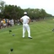 Blog: Taco escapa, golfista manda bola na floresta e precisa de 16 tacadas para voltar; assista 
