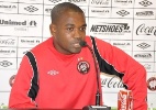 Alan Bahia  admite que Atlético-PR será mais cauteloso contra Palmeiras 