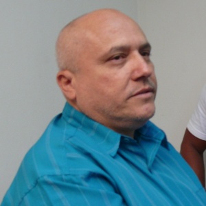 <b>Rubens Ramalho</b> de Araújo, 48, conhecido como &quot;Rubão&quot;, é apontado pela - rubens-ramalho-de-araujo-48-conhecido-como-rubao-e-apontado-pela-policia-civi-de-minas-gerais-como-um-dos-10-maiores-assaltantes-de-banco-do-pais-1333138775344_300x300