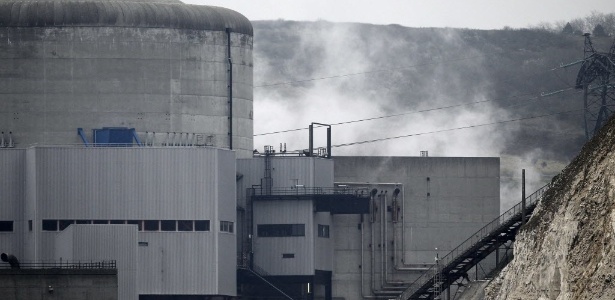 Vazamento vazamento de agua radioativa e detectado em usina nuclear francesa edf em penly oeste da franca nesta quinta feira 5 a empresa afirmou que a situacao esta controlada 1333662485412 615x300 VEJA E LEIA: O Coelho dos ovos de ouro