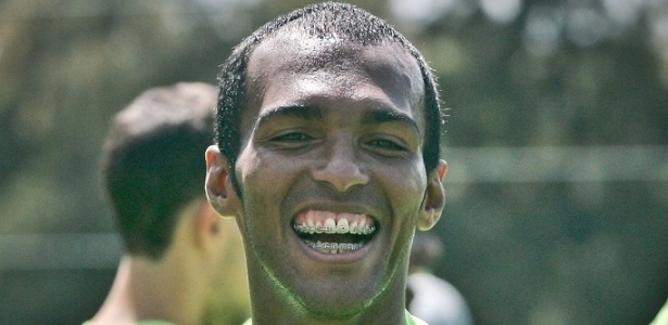 Richarlyson diz estar contente com o trabalho no Atlético-MG e a vida em Belo Horizonte
