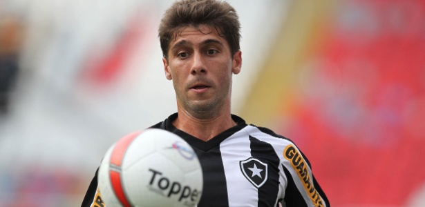 Fellype Gabriel comemourou fato de marcar gols decisivos pelo Botafogo 