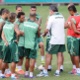 Flu varia jogadas ensaiadas e "esconde" arma para tentar surpreender o Boca