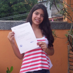 <br>Lorena Aguiar Ribeiro, 13, foi aprovada em uma faculdade particular em Belo Horizonte