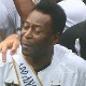 Pel&eacute; chega &agrave; Vila de helic&oacute;ptero e d&aacute; volta ol&iacute;mpica com ta&ccedil;a da Libertadores