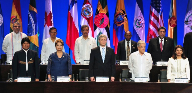Presidentes e primeiros-ministros de países participantes da Cúpula das Américas em Cartagena, em abril