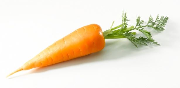 A melhor forma de se consumir alimentos como betacaroteno, como a cenoura, é crua