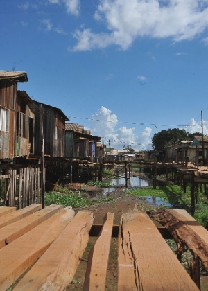A falta de saneamento é um dos principais problemas de Altamira, no Pará
