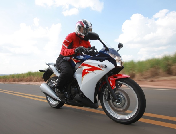 Honda cbr 250cc max speed #4