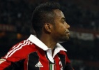 Robinho segue na mira do Santos mesmo após juras de amor ao Milan