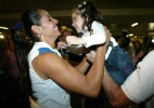 Mamães olímpicas pegam no batente na festa, mas dão 