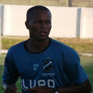 Joelson marcou 13 gols no PE e só ficou atrás de Dênis Marques, do Santa, e M. Paraíba, do Sport