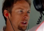 Button reclama do desempenho da McLaren na Espanha e cobra melhora na equipe