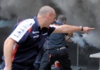 Williams diz que apenas um membro da equipe segue internado após incêndio na Espanha