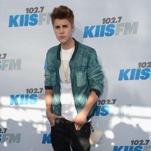 Justin Bieber chega ao evento 102.7 KIIS FM's Wango Tango, em Carson, Califórnia (12/5/12)