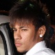 Blog: Na festa do tricampeonato, Neymar "ataca" de cantor e se arrisca no pagode; assista