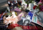 F�s prestam homenagem � Donna Summer; veja fotos
