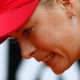 Sharapova oscila, supera chuva e bate chinesa para conquistar bicampeonato em Roma