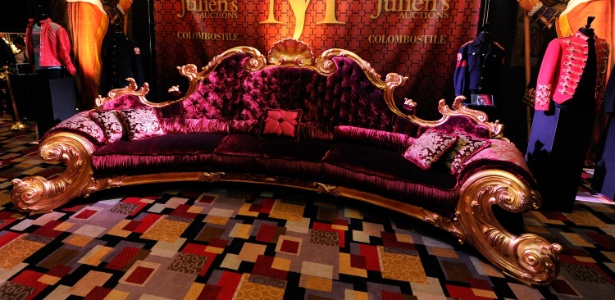 Sofá desenhado para última turnê de Michael Jackson 