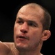 Rivais se rendem ao boxe de Cigano, e campe&atilde;o ganha aura de imbat&iacute;vel ap&oacute;s UFC 146 