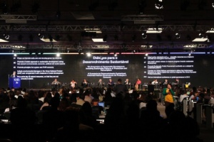 Sala de plenárias onde aconteceu a série de debates "Diálogos sobre o Desenvolvimento Sustentável", que encaminharão recomendações a chefes de Estado na Rio+20