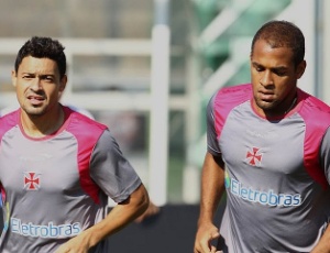 Eder Luis e Fellipe Bastos têm condições de jogo para duelo do Vasco contra o Santos, no sábado