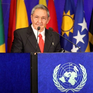Com decisão, Raúl Castro aprofunda plano de reformas e de eliminação de proibições que estiveram vigentes durante décadas