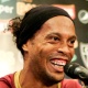 Mudança: Ronaldinho dispensa seguranças particulares em BH, sai pouco do hotel e adota um estilo pacato