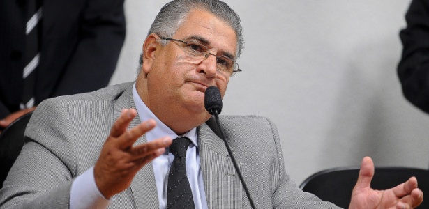 Claudio Monteiro, da Secopa-DF: MP quer demissão e R$ 2,8 mi de entradas para Brasil e Japão de volta