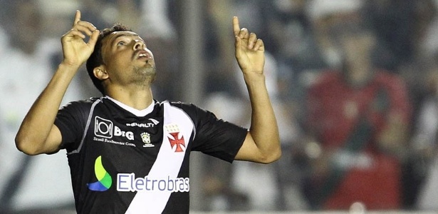 Éder Luís tem pequena lesão no músculo posterior da coxa direita e pode ser desfalque