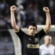 De volta à boa fase, Elkeson celebra cabeça boa e foco integral ao Botafogo