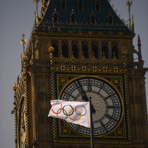 A torre onde fica o Big Ben é um dos pontos turísticos mais famosos da capital britânica