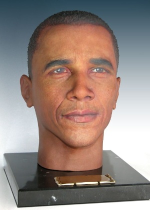 O presidente norte-americano, Barack Obama, já têm sua urna personalizada, mesmo sem morrer