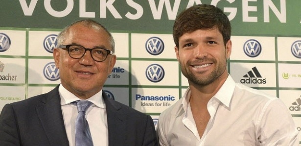 Felix Magath, treinador do Wolfsburg, confirmou a permanência do meia Diego no clube alemão