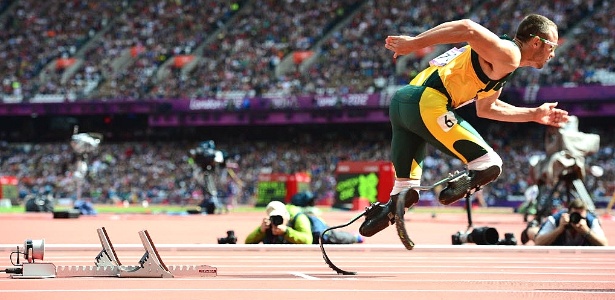 Oscar Pistorius, que é biamputado, conseguiu a classificação para a semifinal dos 400 m