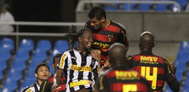 Andrezinho admitiu má atuação do Botafogo, mas comemorou vitória sobre Sport