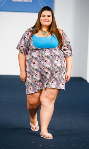 O Mundo de Cal ope: Moda Praia Plus Size