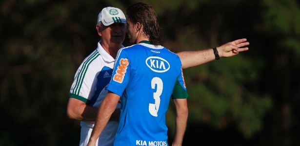 Felipão tentou mostrar a atletas que título da Copa do Brasil não era suficiente