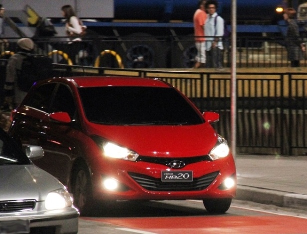 Hyundai HB20 flagrado em São Paulo: carro ajuda a fazer de setembro um mês histórico