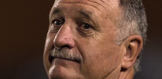 Luiz Felipe Scolari minimizou xingamentos: "Para que dar bola para isso aí?"