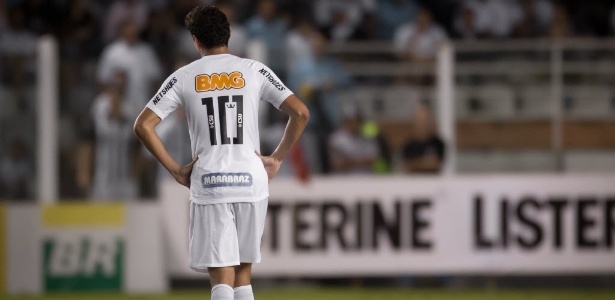 Ganso lamenta jogada desperdiçada pelo Santos no  jogo contra o Bahia