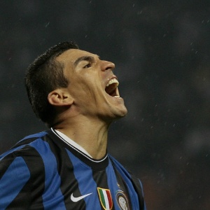 Lucio trocou a Inter pela Juventus após três temporadas no clube de Milão 