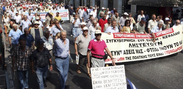Na Grécia, o partido Syriza promete cancelar o programa de austeridade no país