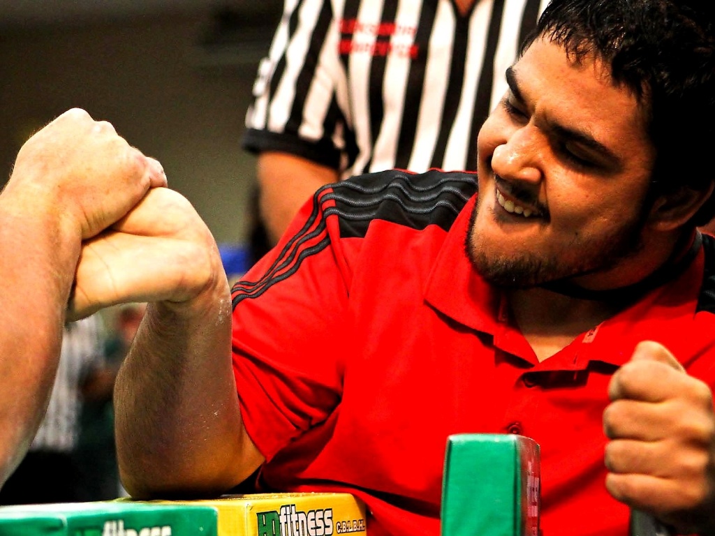 Brasil termina Mundial de braço de ferro em 2º; musa domina peso, e 'Popeye' é 7º Notícias