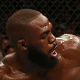 N&uacute;meros da vit&oacute;ria: Jones acertou quatro vezes mais golpes que Belfort antes de finaliz&aacute;-lo