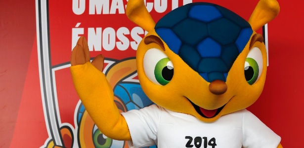 Mascote da Copa do Mundo 2014, tatu-bola é apresentado ao público no Rio de Janeiro