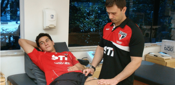 Ganso faz tratamento de fisioterapia no São Paulo para curar lesão na coxa esquerda