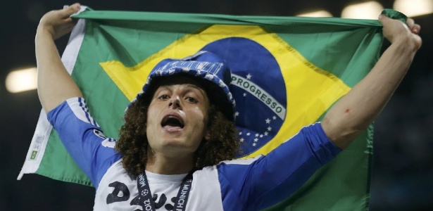 David Luiz é um dos quatro brasileiros hoje em dia no elenco do Chelsea